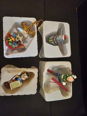 Lot 4 Grolier Disney Christmas Magic Ornaments Dumbo, Pinocchio, Tigger & Goofy
